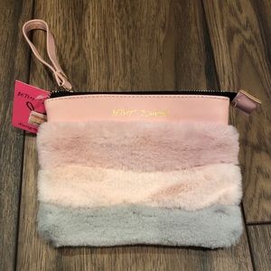 NWT Betsey Johnson Faux Fur Sunglass Case Wristlet
